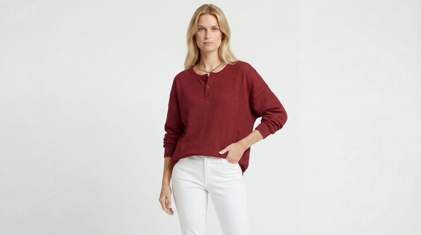 Annelie | Top Henley con Estilo Casual