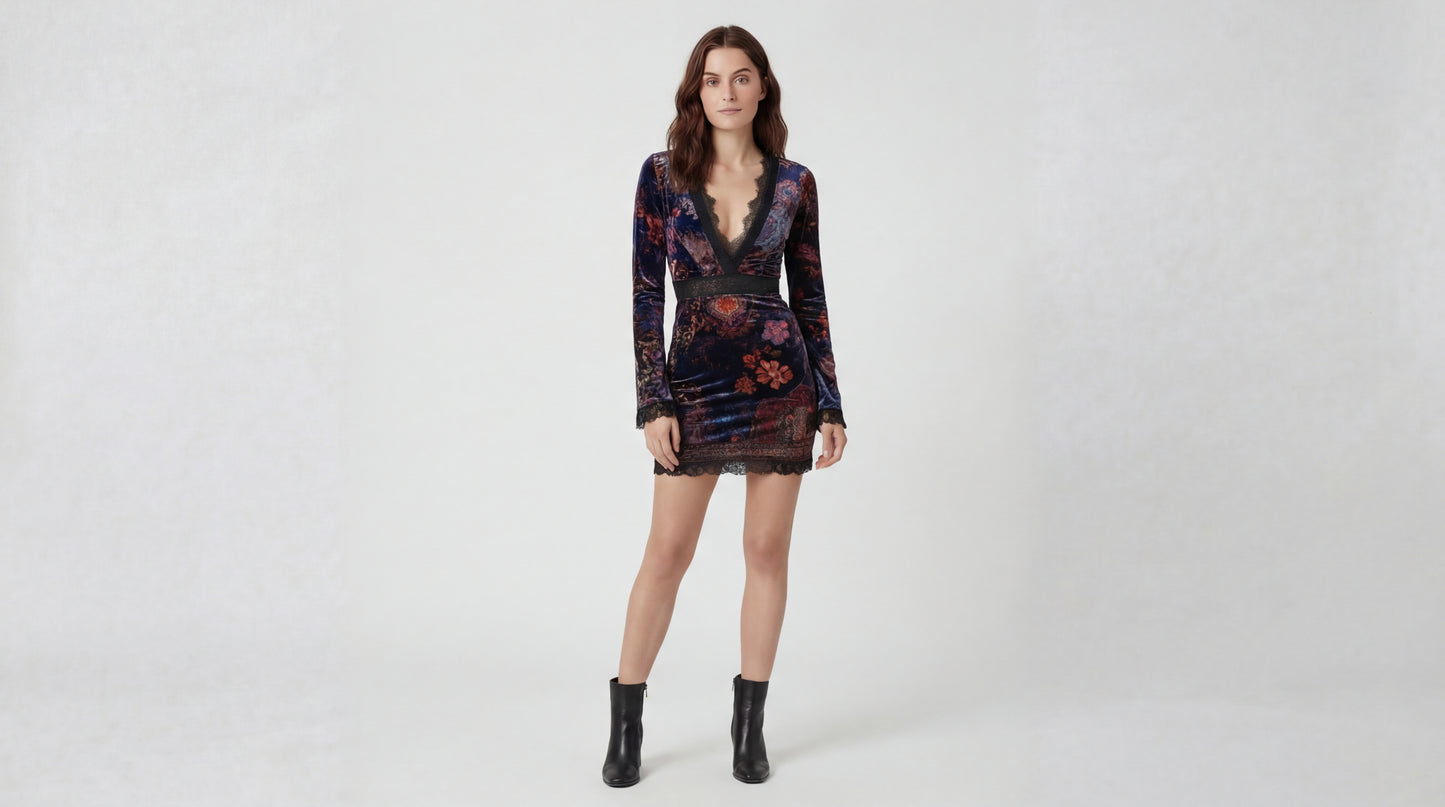 Vestido Mini de Terciopelo con Estampado Floral y Encaje