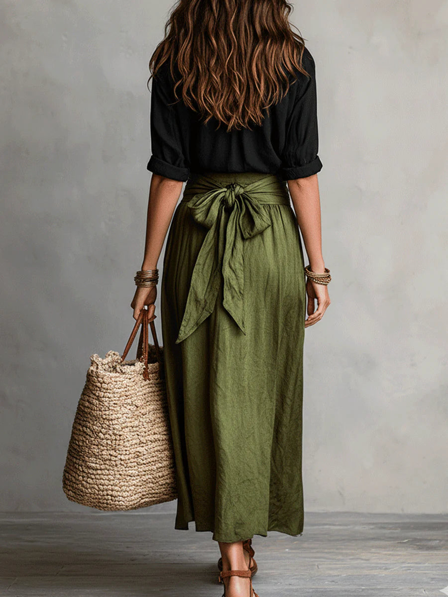 RIVER | CONJUNTO DOS PIEZAS: TOP NEGRO Y FALDA MIDI VERDE OLIVA